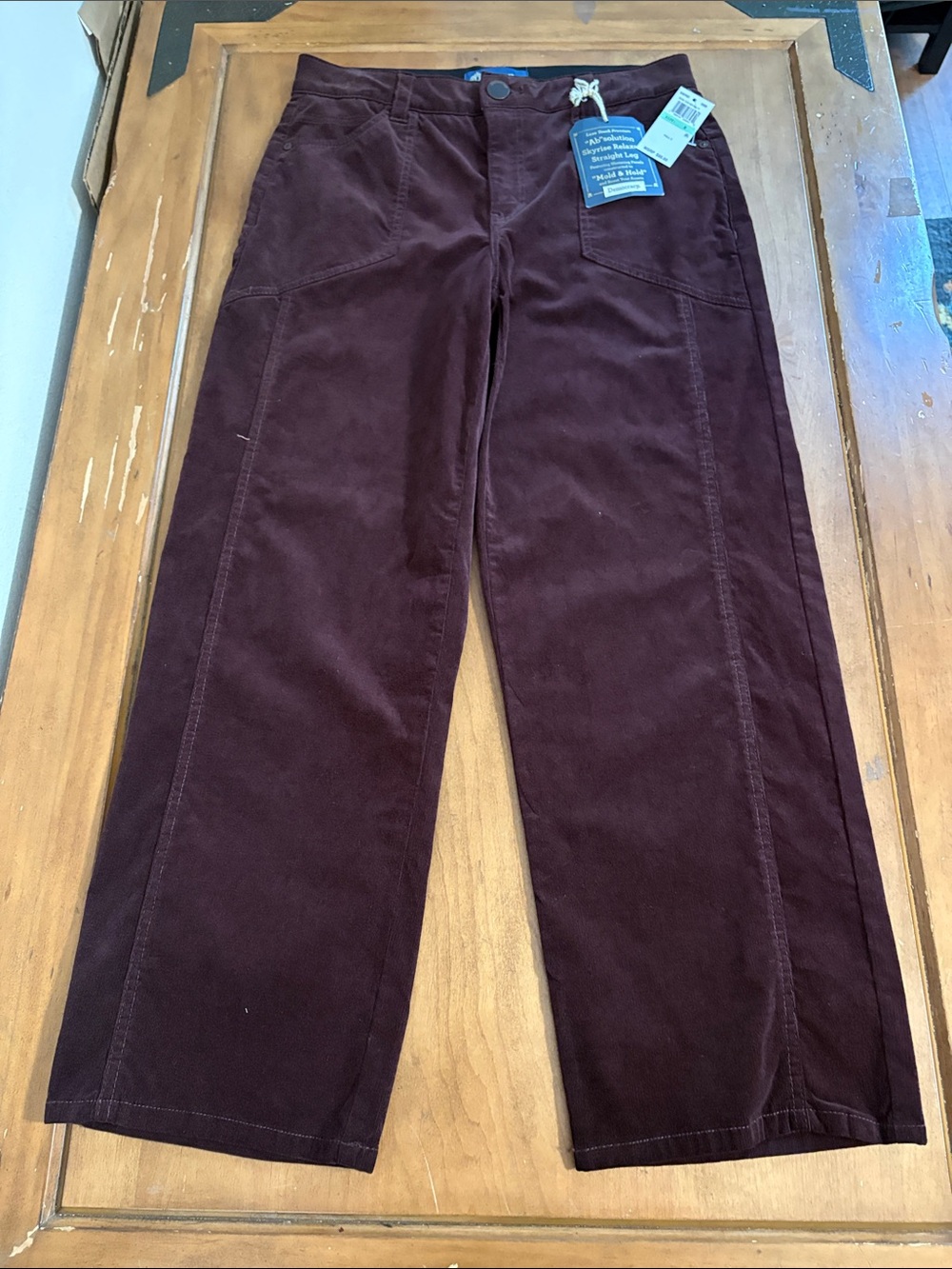 Democracy NWT AbSolution Skyrise Relaxed Straight Wide Leg Corduroy Pants Size 8